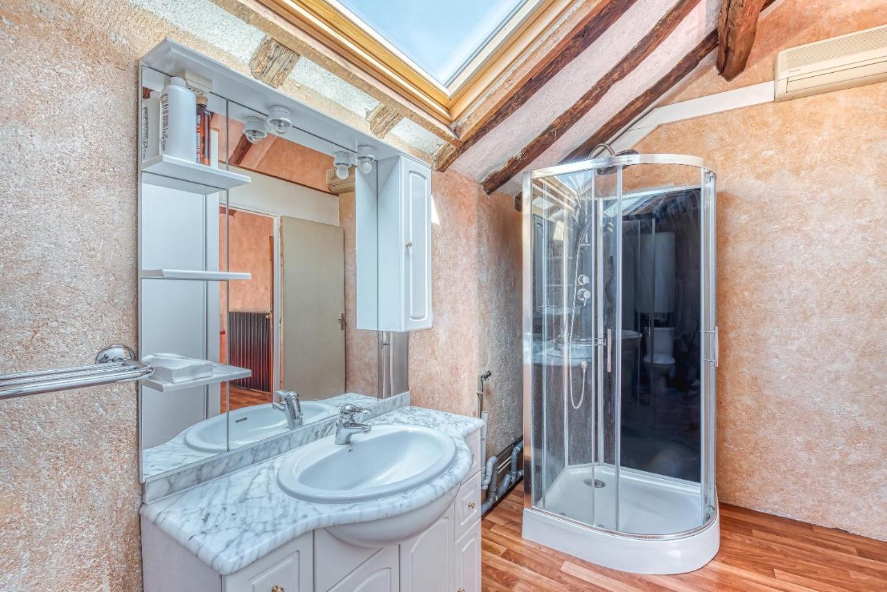 Apartamento Sous Les Toits Vue Loire Bouchemaine Exterior foto
